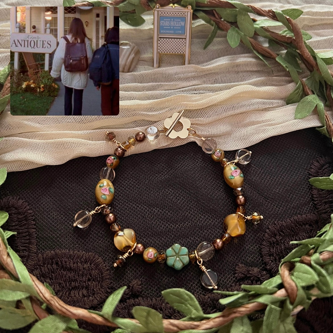 Kim's Antiques | Gilmore Girls Market Exclusive