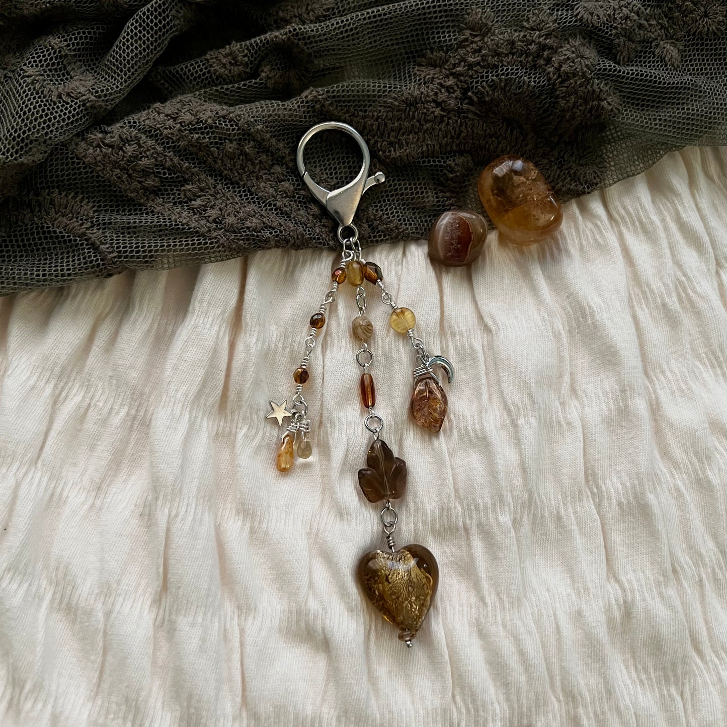 peach honey tea keychain